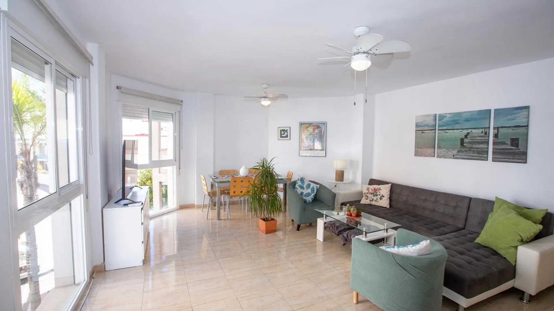Espectacular Piso En La Herradura, Con Parking Gratis En Julio Y Agosto 라 에라두라